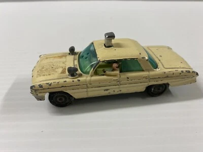 ORIGINAL 1960S CORGI TOYS THE MAN FROM UNCLE OLDSMOBILE SUPER 88 - Image 1 of 4