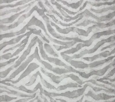 P KAUFMANN BANJAR SILVER GRAY GIRAFFE SKIN CHENILLE SOFT FABRIC BY YARD 54"W - Image 1 of 4