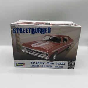 Revell '69 Chevy Nova Yenko Street Burner 1:25 SC Plastik Modellbausatz 85-4423 Neu in versiegelter Verpackung - Bild 1 von 4