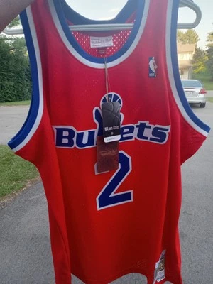 Washington Bullets Chris Webber Mitchell & Ness Red 1994/95 NBA Swingman Jersey - Image 1 of 4