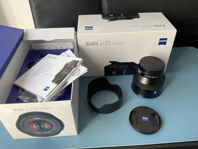 Zeiss Batis 25mm f2 Sony E Mount, Great Condition  - Image 1 of 4