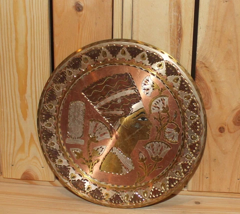 Vintage Egyptian hand made engraved metal wall hanging plate Nefertiti Cover