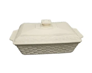 Belleek Ireland EVERYDAY BASKETWEAVE 2qt Rectangular Covered Casserole MINT - Picture 1 of 8