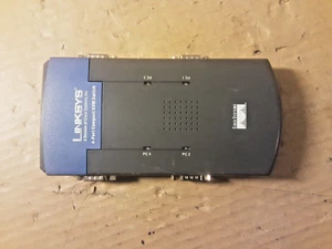 CISCO LINKSYS PS2KVM4 4 Port Compact KVM Switch - Picture 1 of 8