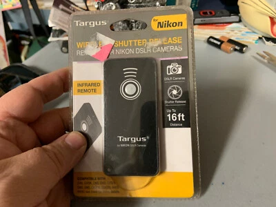 Targus Wireless Shutter Release Remote NIKON DSLR Cameras Up to 16ft NEW 2012 - Image 1 of 4