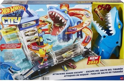 Hot Wheels Attacking Shark Escape Trackset - Image 1 of 4
