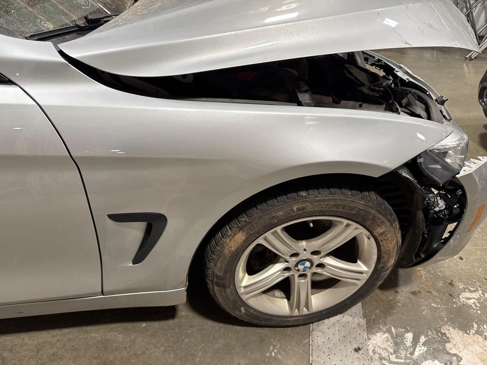 2014 BMW 428i Fender Passenger Right Front Exterior Panel Silver OEM 41357438442 Foto 1 de 1