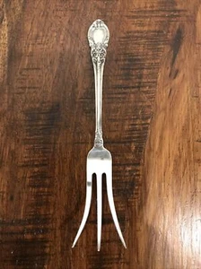 Lunt Sterling Silver Lemon Fork - Picture 1 of 11