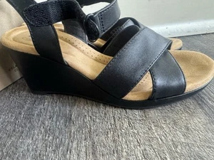 Clarks Tulip Gem scarpe sandali con zeppa neri taglia 5 - Foto 1 di 5