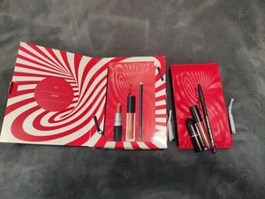 MAC Best Kept Secret Lip Kit NEUTRAL Include: lipstick, gloss, liner, makeup bag - Picture 1 of 4