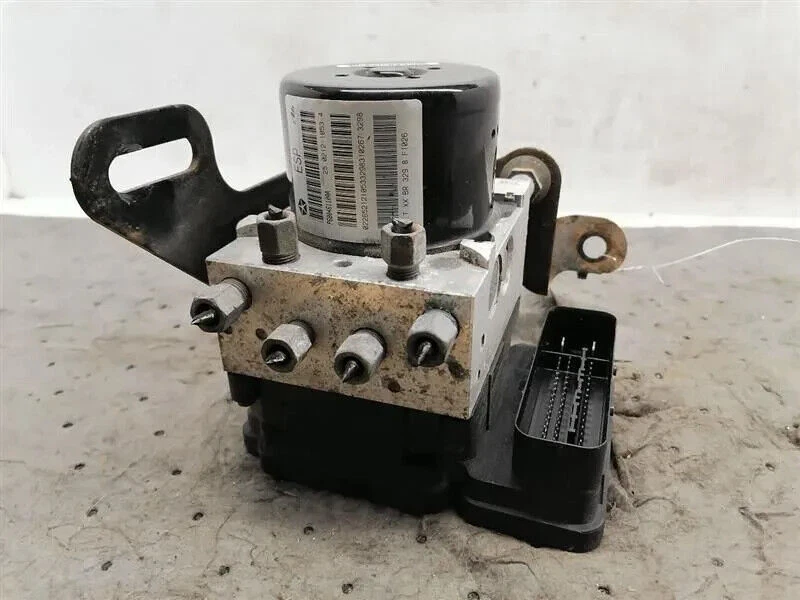 2009-2010 Jeep Grand Cherokee ABS Anti Lock Brake Pump Module Assembly OEM - Image 1 of 1