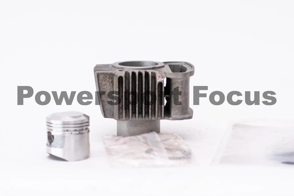 Jarra de cilindro Honda ATC 110 1981-85 OEM con pistón nuevo y kit de extremo superior Foto 1 de 4