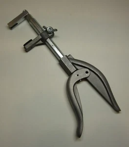 Picture Frame Brad Setting Spring Loaded Pliers - Adjustable - Picture 1 of 13