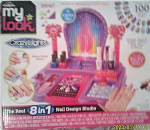 Cra-Z-Art Shimmer 'n Sparkle 8-in-1 Lite-Up Designer Nail Studio - Picture 1 of 3