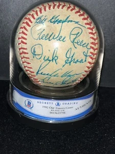1982 Cracker Jack Old Timer Game Signed Baseball BAS DiMaggio Brock Kaline Auto - Picture 1 of 6
