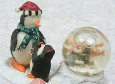 Mummfords Journey Snow Globe Penguins with Christmas Tree No 1 Debbie Mumm 1999 