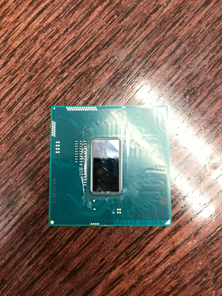 Procesador Intel Core i3-4000M 2,4 GHz 3 MB Dual-core Socket G3 CPU portátil SR1HC Foto 1 de 2