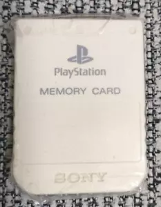 Scheda di memoria Sony PlayStation 1 PS1 15 blocchi SCPH-1020 bianca originale testata Giappone - Foto 1 di 3