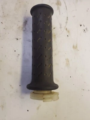 07-10 2008 Aprilia Shiver 750 empuñadura tubo acelerador Foto 1 de 2