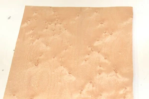 Vogelaugenahorn rohes Holzfurnier Blatt 6 x 27 cm 1:42 dick H7685-15 - Bild 1 von 8