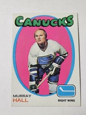 1971-72 TOPPS HOCKEY #109 MURRAY HALL VANCOUVER CANUCKS