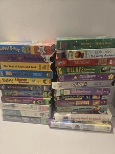 Lot Of 23 Cartoon/Kids VHS | Magic School Bus Veggietales Elmo Ducktales Barney  - Bild 1 von 3