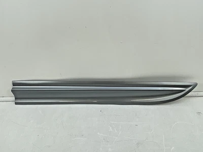 Moldura de puerta inferior delantera izquierda Porsche Macan 2015-2025 95B8378891R OEM Foto 1 de 4