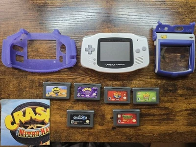 Nintendo White Gameboy Advanced Bundle - Consola + 6 Juegos - Probado Foto 1 de 4