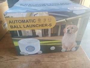 Verbesserter automatischer Hundeballwerfer mit 3 Bällen - einstellbarer Abstand - Bild 1 von 4