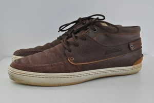 Braune Leder MEYSSAC DECK Herren Designer Chukka Stiefel Gr. 9 (EU 43) LACOSTE - Bild 1 von 6