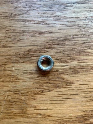 NOS Jacobsen 443806 YZ Jam Nut 5/16-18 粗右手螺纹黄色锌 — 第 1/3 张图片