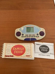 1997 Tiger Electronics Family Feud Handheld Game w/ 1 Cartridge & Instructions - Picture 1 of 7