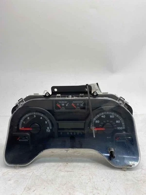 Medidor de velocímetro usado serve: 2011 Ford E350 VAN cluster MPH exc. chassi despojado - Imagem 1 de 4