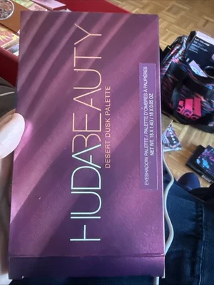 Huda Beauty  Desert Dusk Eyeshadow Palette Discontinued New In Box - Image 1 of 4