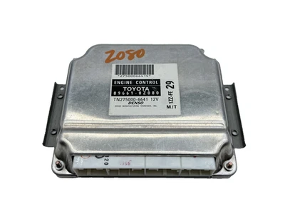 Компьютерный модуль двигателя 2004 Toyota Corolla M/T 1,8 л ECU ECM 89661-0Z080 OEM - Изображение 1 из 4
