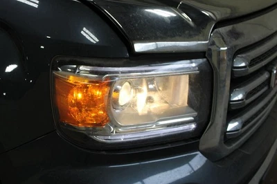 Passenger Right Headlight Fits 15-22 CANYON 2974251 - Image 1 of 4