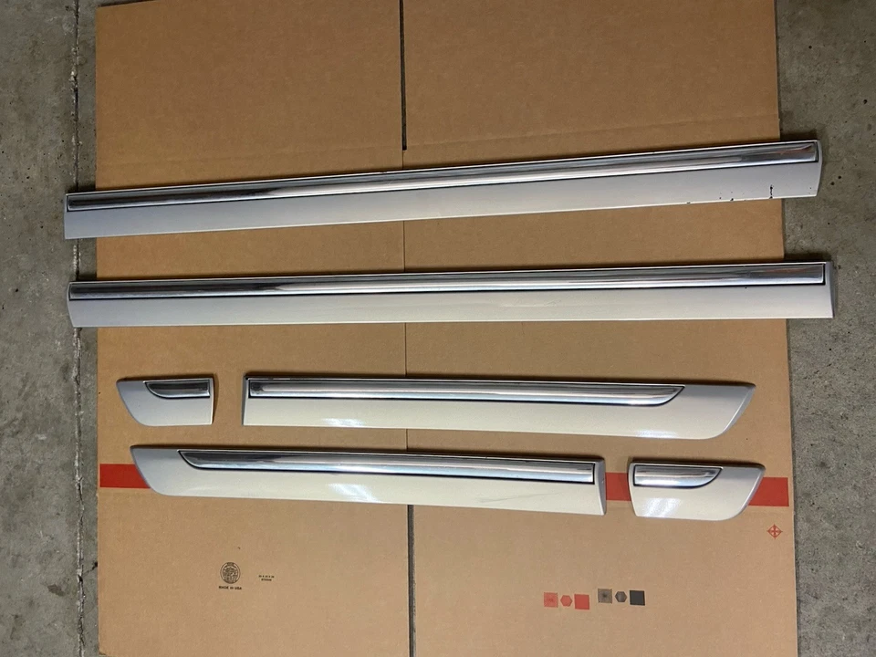 Mercury Grand Marquis 2006-2011 juego de 6 puertas moldeado verde plata Foto 1 de 4