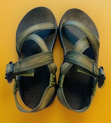 Chaco Size 8M Men’s Z1 Classic Sport Sandals Green Striped Adjustable Buckle - Image 1 of 4