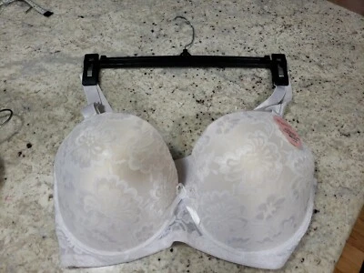 Nuevo con etiquetas Nuevo Sujetador Angelina Blanco Encaje Acolchado Con Aros 42DD Lazo Bonito Femenino Foto 1 de 4
