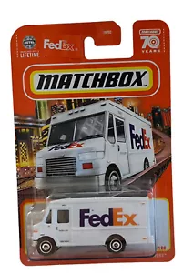 2022 Matchbox 70 anni camion consegna FedEx Express metallo pressofuso 56/100 NUOVO - Foto 1 di 7