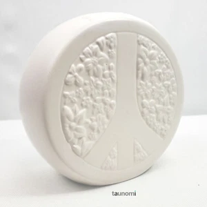 Alcancía de monedas con signo/símbolo floral de cerámica blanca de Lucky Brand precio de venta sugerido por el fabricante 28 USD - Imagen 1 de 5