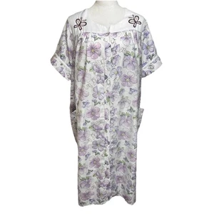 Casual Nights Gr. L Blumen Schmetterlinge Druckknopfleiste Lavendel Hauskleid Kleid - Bild 1 von 14
