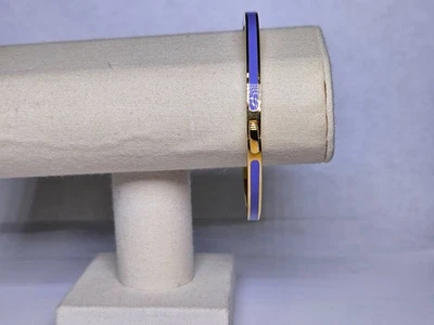 Brazalete delgado púrpura chapado en oro sobre rodio Foto 1 de 2