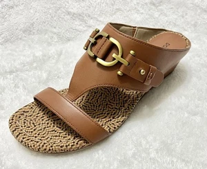 Donald Pliner Sandals Womens 8.5M Dayna Tan Brown Wedge Leather Slip On Open Toe - Picture 1 of 16