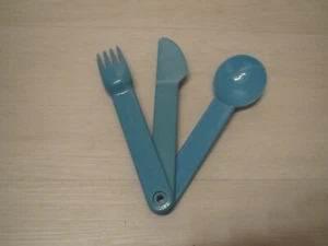 Tupperware Picknick Besteck blau Set Gabel Löffel Messer für Camping - Bild 1 von 2