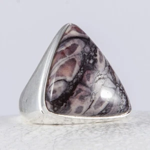 a Silberring Siegel Porzellan Jaspis Dreieck zart violett Größe: 59 - Bild 1 von 4