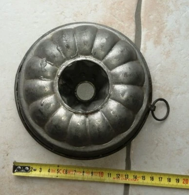 O3- ancien moule gâteau KOUGLOF en forte tôle étamée 16cm de diamètre  - Photo 1/4
