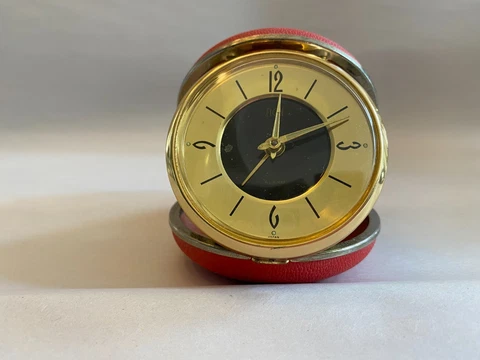VINTAGE ELGIN TRAVEL ALARM CLOCK WITH RED  CASE Cover