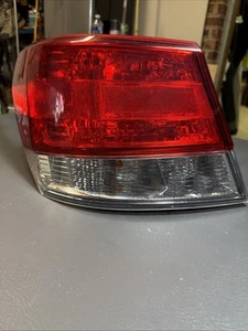 2010 to 2014 Subaru Legacy Left Driver LH Side Tail Light OEM I8574 DW - Picture 1 of 9