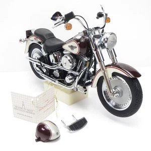 Harley-Davidson Fat Boy 1998 con casco Franklin come nuovo 1:10 pressofuso moto - Foto 1 di 18